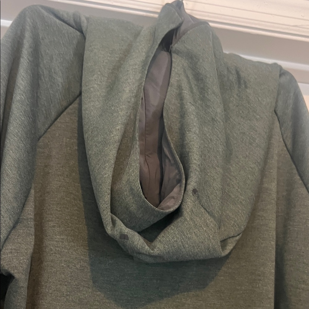 On Running Forest Green Pullover - image 5